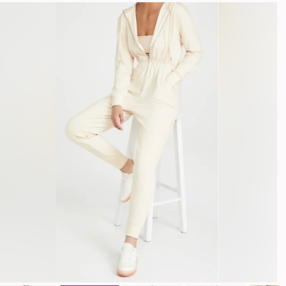 NWT WEWOREWHAT POLAR FLEECE LEISURE SUIT WHITE